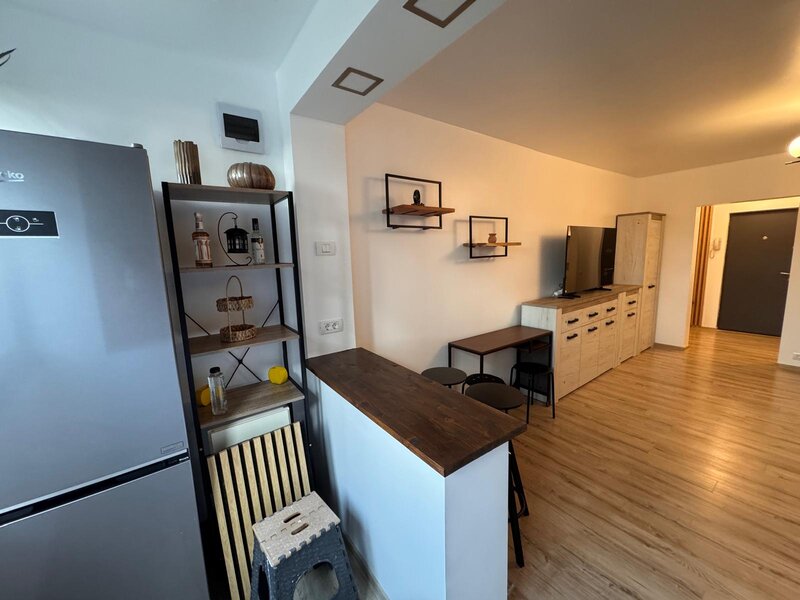 Drumul Taberei, Favorit,