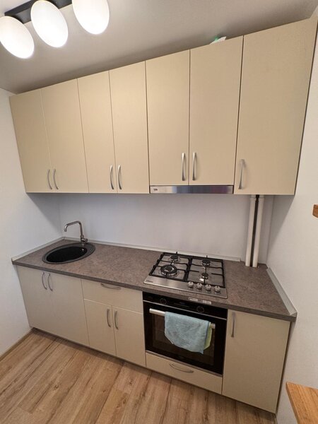 Drumul Taberei, Favorit,