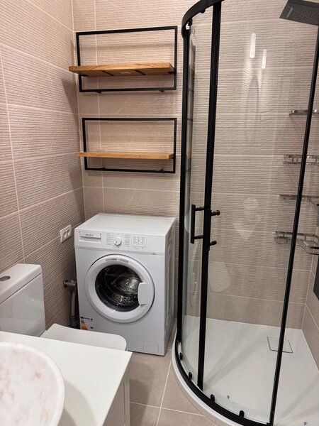 Drumul Taberei, Favorit,